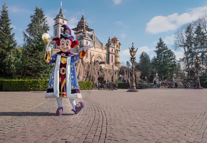 De Efteling met de Verhoeven-pretcar