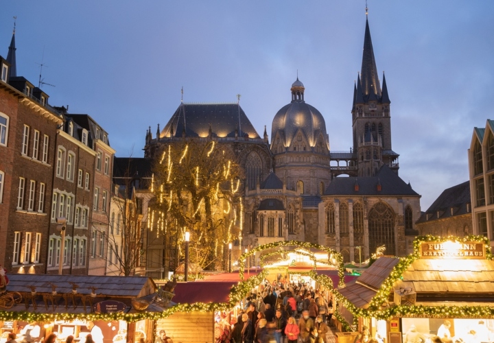 Aken kerstmarkt